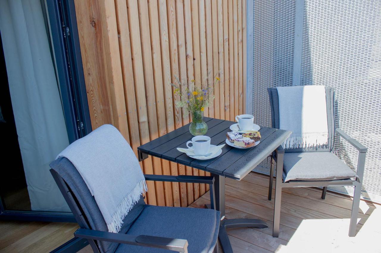 Enjoyharrachov - Atraktivni Klidny Klimatizovany Apartman 20 V Centru Harrachova S Parkovanim, Wifi-Wlan, Sat, Herni Konzoli, Ipad, Netflix Zdarma, Moznosti Dobijeni Auta, Vyhledem Do Zahrady A Na Romanticky Kostelik ภายนอก รูปภาพ